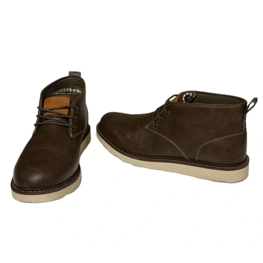 Buffalo David Bitton Brown Chukka Boots
